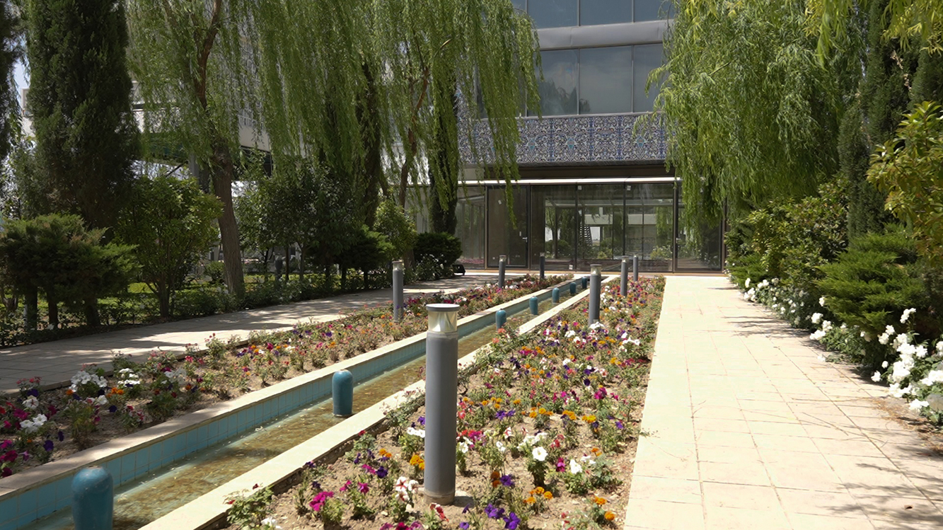 آگهی مزایده اجاره آشپزخانه و رستوران شهرک صنعتی دارویی برکت 