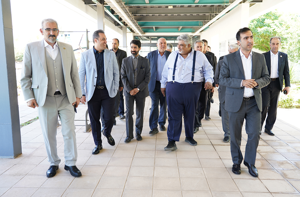 شهرک برکت ؛ میزبان انتقال تجربه به صنعت داروی یزد