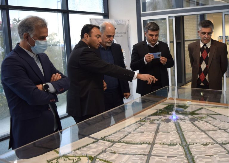 بازدید رئیس مجلس شورای اسلامی